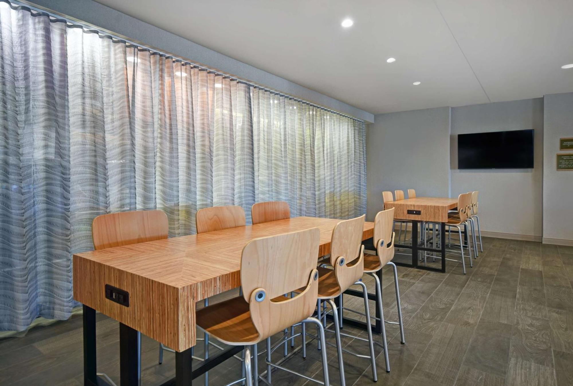 Home2 Suites By Hilton Columbus Bagian luar foto